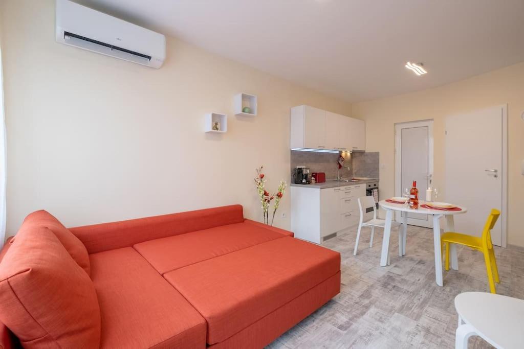 Bright & Chic Parkside Apartment Sofia Exterior photo